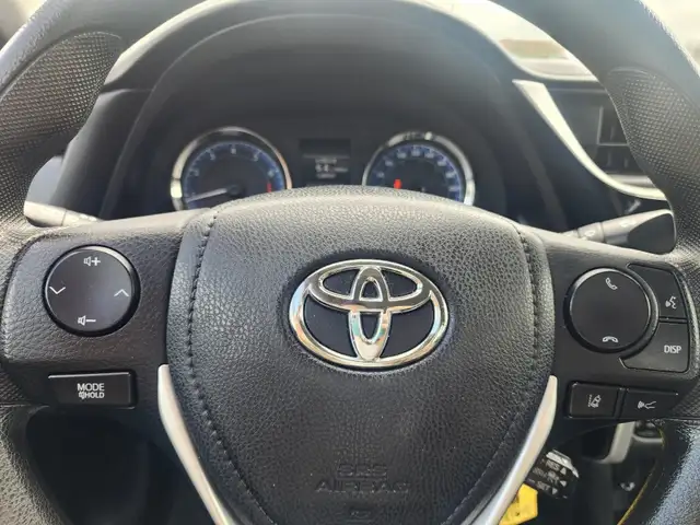 2017 TOYOTA COROLLA LE - Photo 16