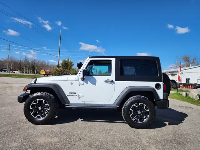 2017 JEEP WRANGLER SPORT - Photo 5