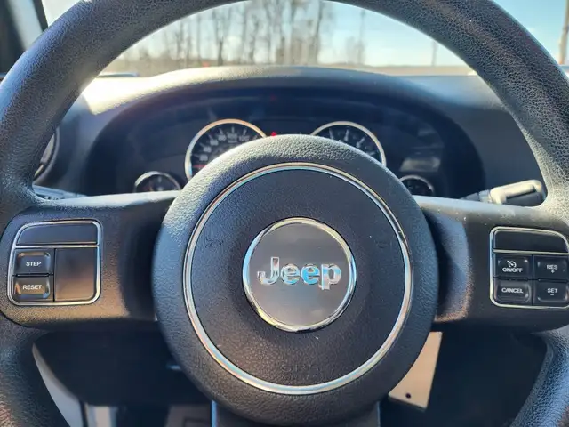 2017 JEEP WRANGLER SPORT - Photo 15