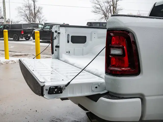 2026 Ram 1500 Sport - Photo 9