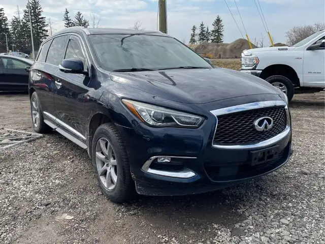 2019 Infiniti QX60 LUXE AWD - Photo 2