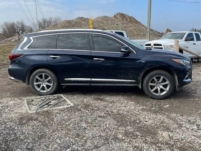 2019 Infiniti QX60 LUXE AWD - Photo 8