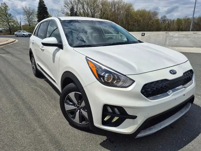 2020 Kia Niro L FWD - Photo 3