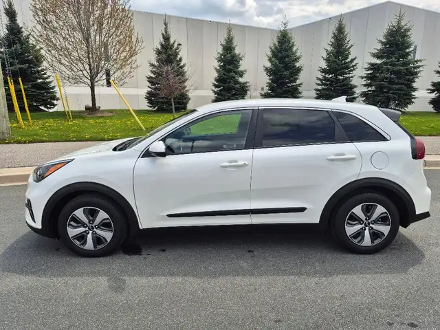 2020 Kia Niro L FWD - Photo 5