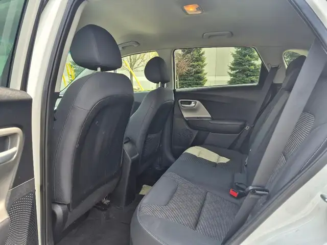 2020 Kia Niro L FWD - Photo 16