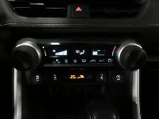 2024 Toyota RAV4 LE No Accident Radar Cruise Lane Assist Blind S - Photo 19