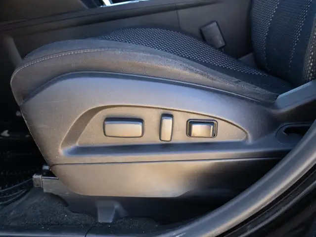 2017 GMC Terrain SLE-2 AWD 3.6L | 18" Wheels | Pioneer Speakers - Photo 17