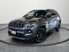 2023 Jeep Compass Altitude 4X4|Sunroof|Navigation