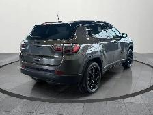 2023 Jeep Compass Altitude 4X4|Sunroof|Navigation - Photo 6
