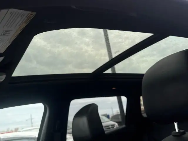 2023 Jeep Compass Altitude 4X4|Sunroof|Navigation - Photo 12