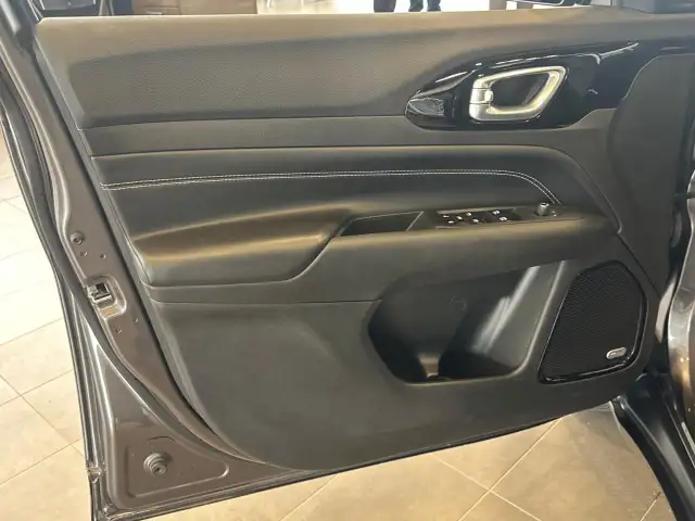 2023 Jeep Compass Altitude 4X4|Sunroof|Navigation - Photo 14