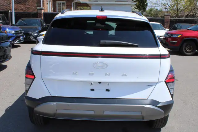 2025 Hyundai KONA 2.0L Preferred AWD w/Trend Package - Photo 4