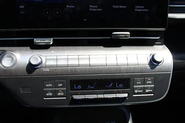 2025 Hyundai KONA 2.0L Preferred AWD w/Trend Package - Photo 12