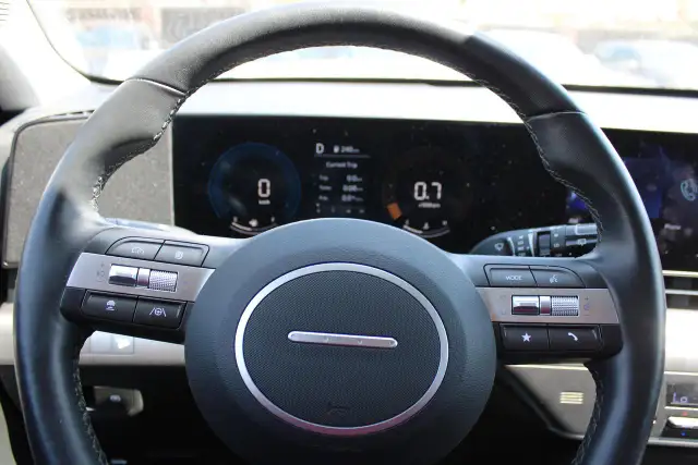 2025 Hyundai KONA 2.0L Preferred AWD w/Trend Package - Photo 13