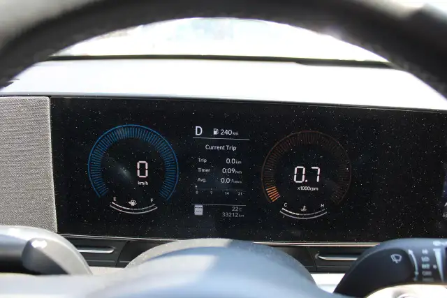 2025 Hyundai KONA 2.0L Preferred AWD w/Trend Package - Photo 15