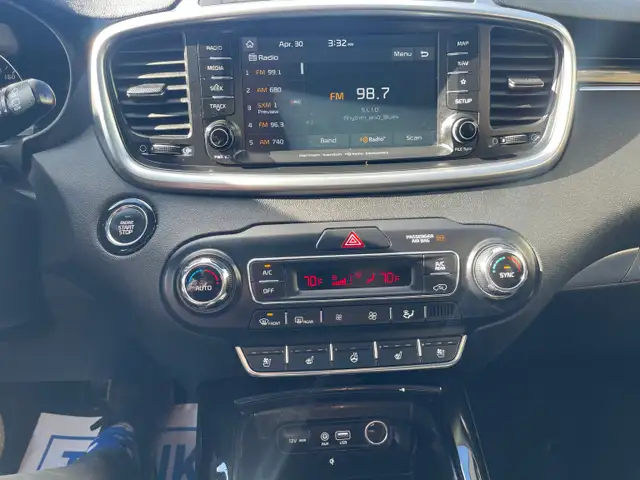 2019 Kia Sorento 3.3L SX - Photo 24