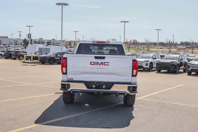 2026 GMC Sierra 1500 SLE - Photo 7