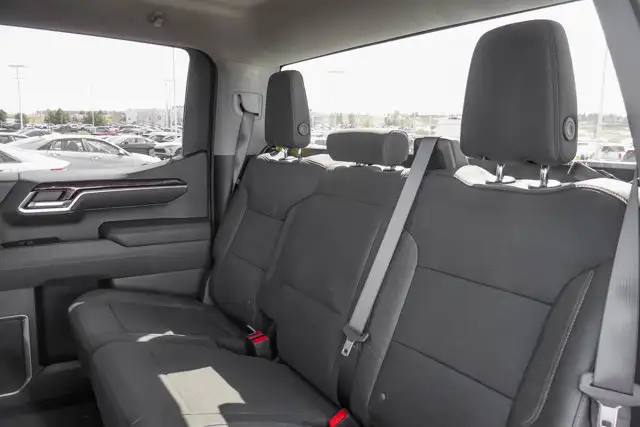 2026 GMC Sierra 1500 SLE - Photo 31
