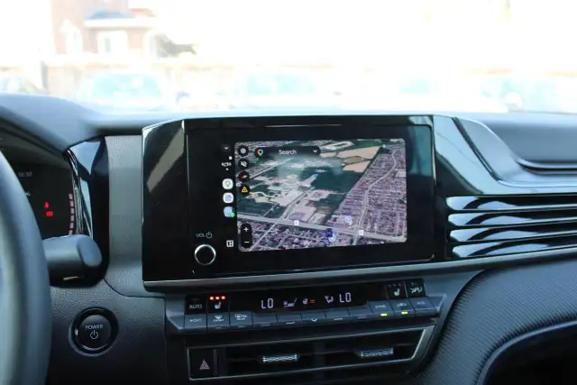 2025 Toyota Camry SE Hybris - Photo 12
