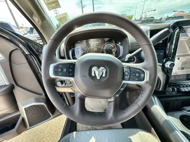 2025 Ram 3500 - Photo 9