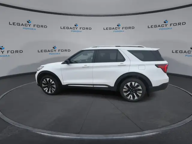 2026 Ford Explorer Platinum - Photo 4