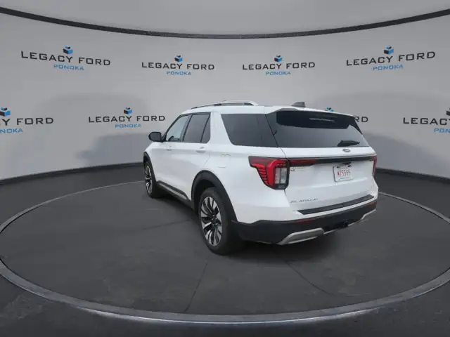 2026 Ford Explorer Platinum - Photo 5