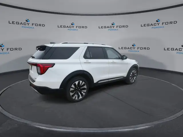 2026 Ford Explorer Platinum - Photo 7