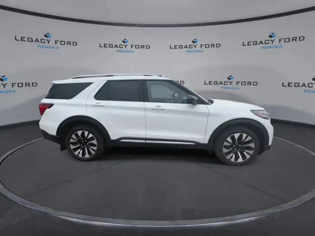 2026 Ford Explorer Platinum - Photo 8