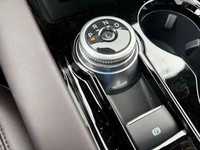2026 Ford Explorer Platinum - Photo 22