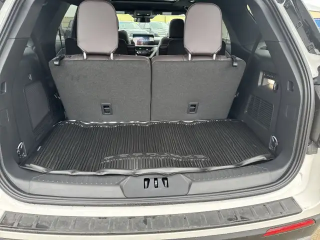 2026 Ford Explorer Platinum - Photo 23