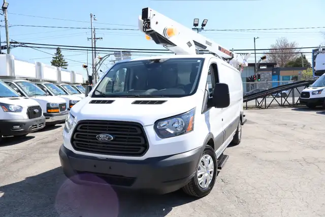 Ford Transit T-350 148 CARGO NACELLE BOOM ISOLÉ VERSALIFT / 64.0 - Photo 10