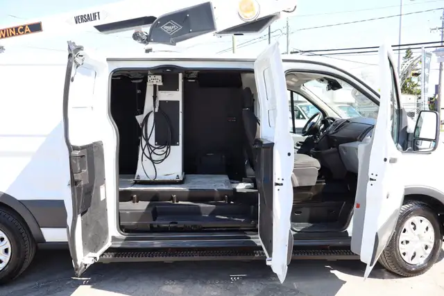 Ford Transit T-350 148 CARGO NACELLE BOOM ISOLÉ VERSALIFT / 64.0 - Photo 14