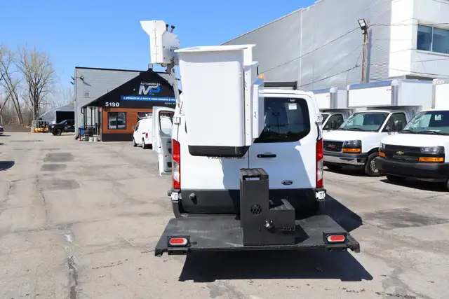 Ford Transit T-350 148 CARGO NACELLE BOOM ISOLÉ VERSALIFT / 64.0 - Photo 18