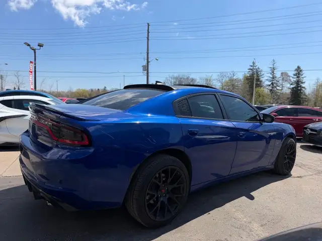 2018 Dodge Charger GT AWD - Photo 11