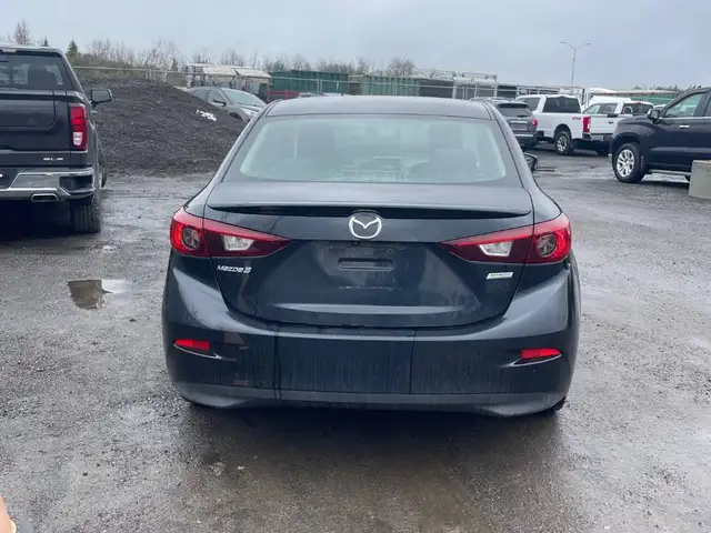 2015 Mazda Mazda3 4dr Sdn GS - Photo 3
