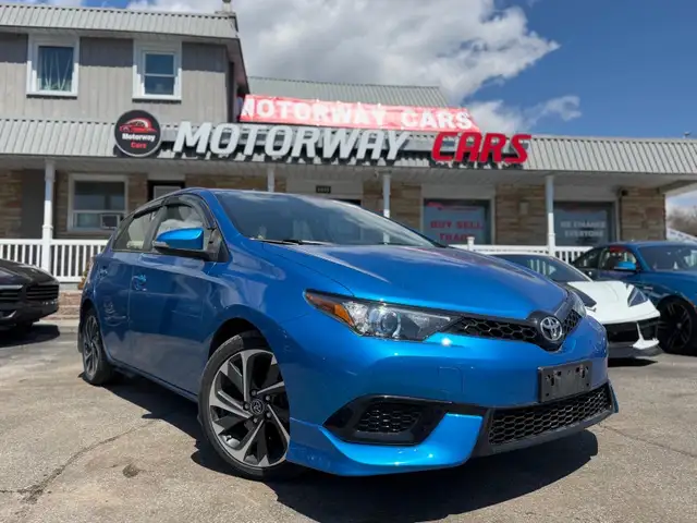 2017 Toyota COROLLA iM 4dr HB