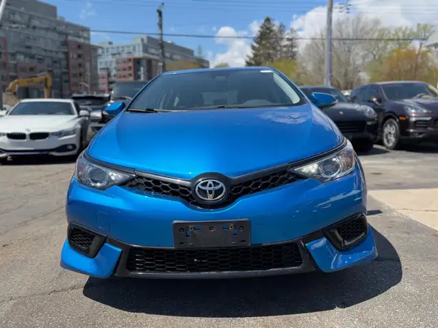 2017 Toyota COROLLA iM 4dr HB - Photo 4
