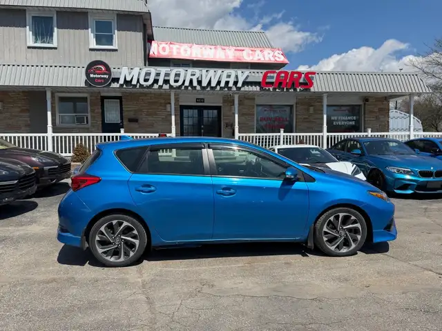 2017 Toyota COROLLA iM 4dr HB - Photo 5