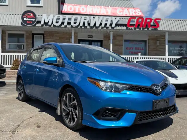 2017 Toyota COROLLA iM 4dr HB - Photo 11