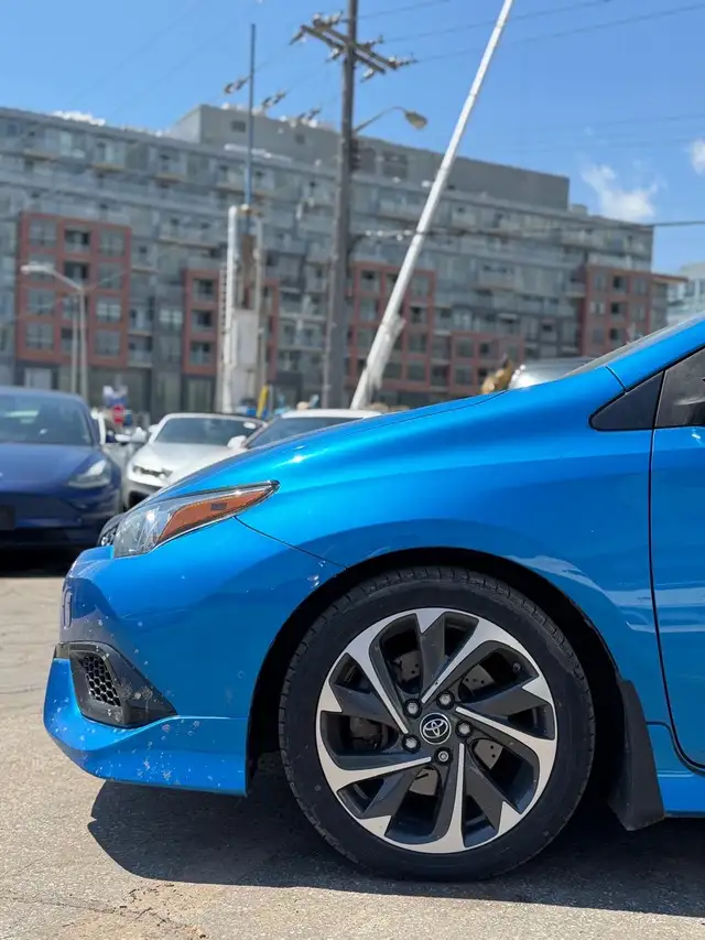 2017 Toyota COROLLA iM 4dr HB - Photo 12