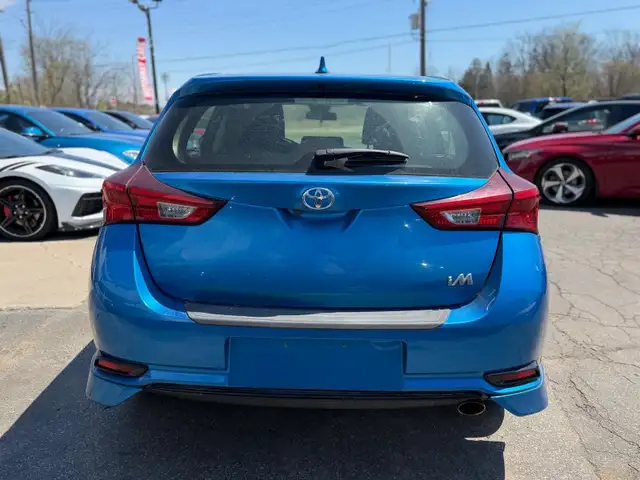 2017 Toyota COROLLA iM 4dr HB - Photo 15