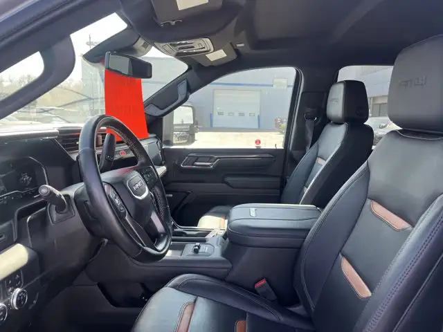 2024 GMC Sierra 3500HD AT4 - Photo 3