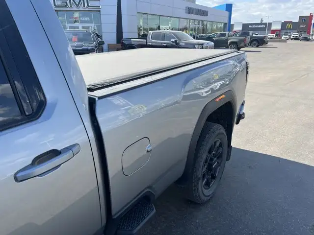 2024 GMC Sierra 3500HD AT4 - Photo 4
