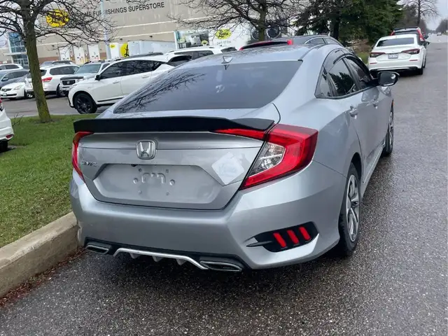 2018 Honda Civic LX CVT - Photo 4