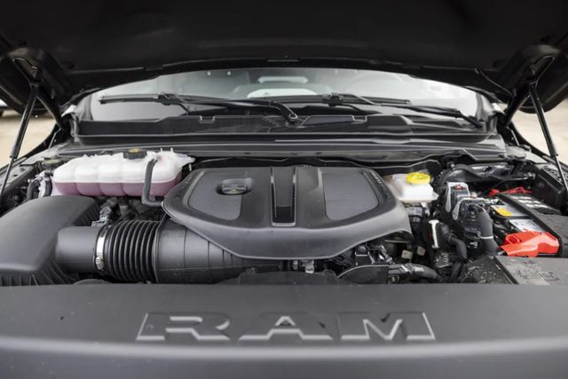 2026 RAM 1500 Rebel - Photo 7