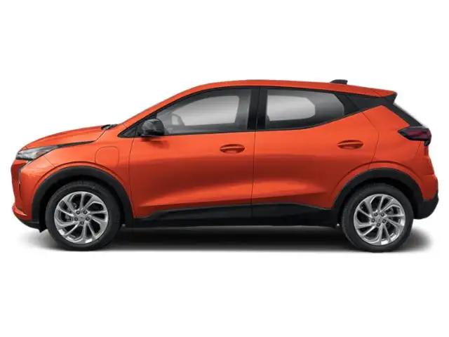 2027 Chevrolet Bolt RS - Photo 2