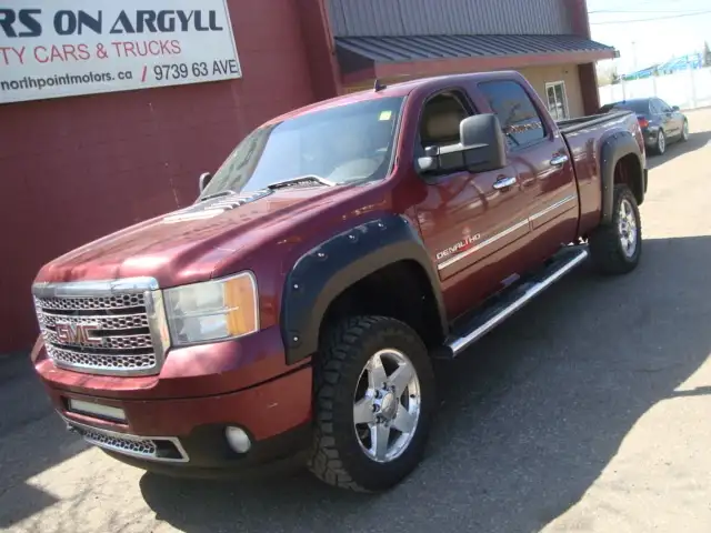 2013 GMC Sierra 2500HD 4X4 CREW CAB DENALI 6.6L DIESEL