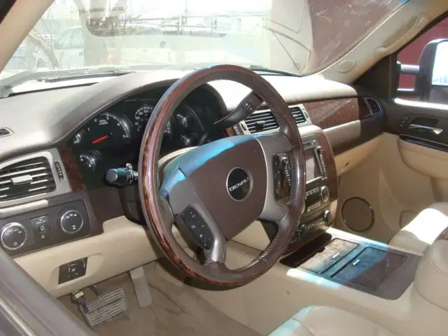 2013 GMC Sierra 2500HD 4X4 CREW CAB DENALI 6.6L DIESEL - Photo 5