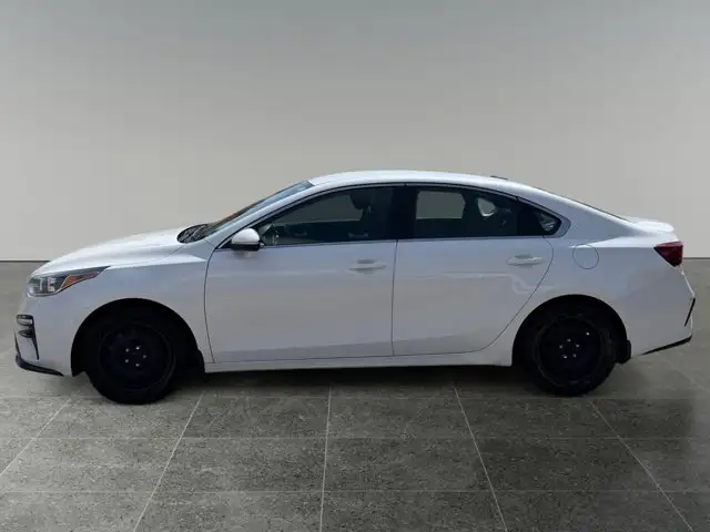 2020 Kia Forte EX - Photo 2