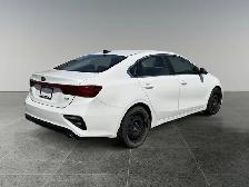 2020 Kia Forte EX - Photo 7